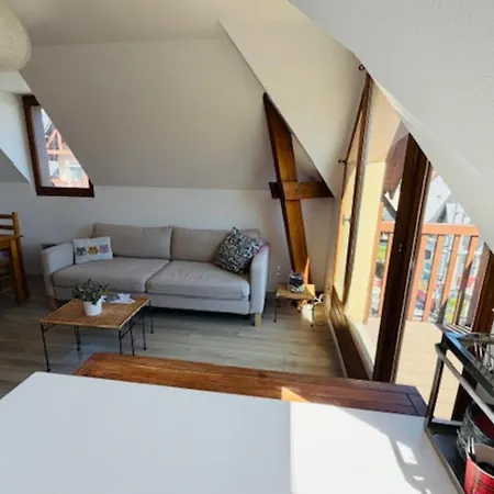 Διαμέρισμα Flat 2 Steps From The *