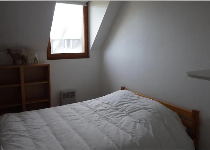 Flat 2 Steps From The